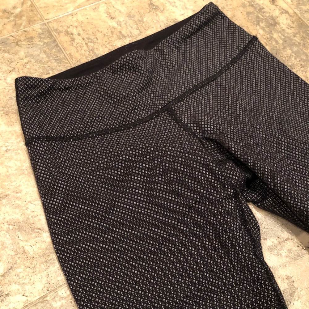 Lululemon Wunder Under leggings